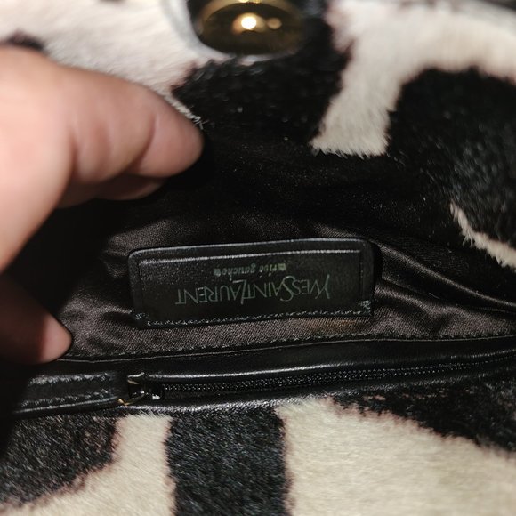 Zebra purse - Picture 2 of 2